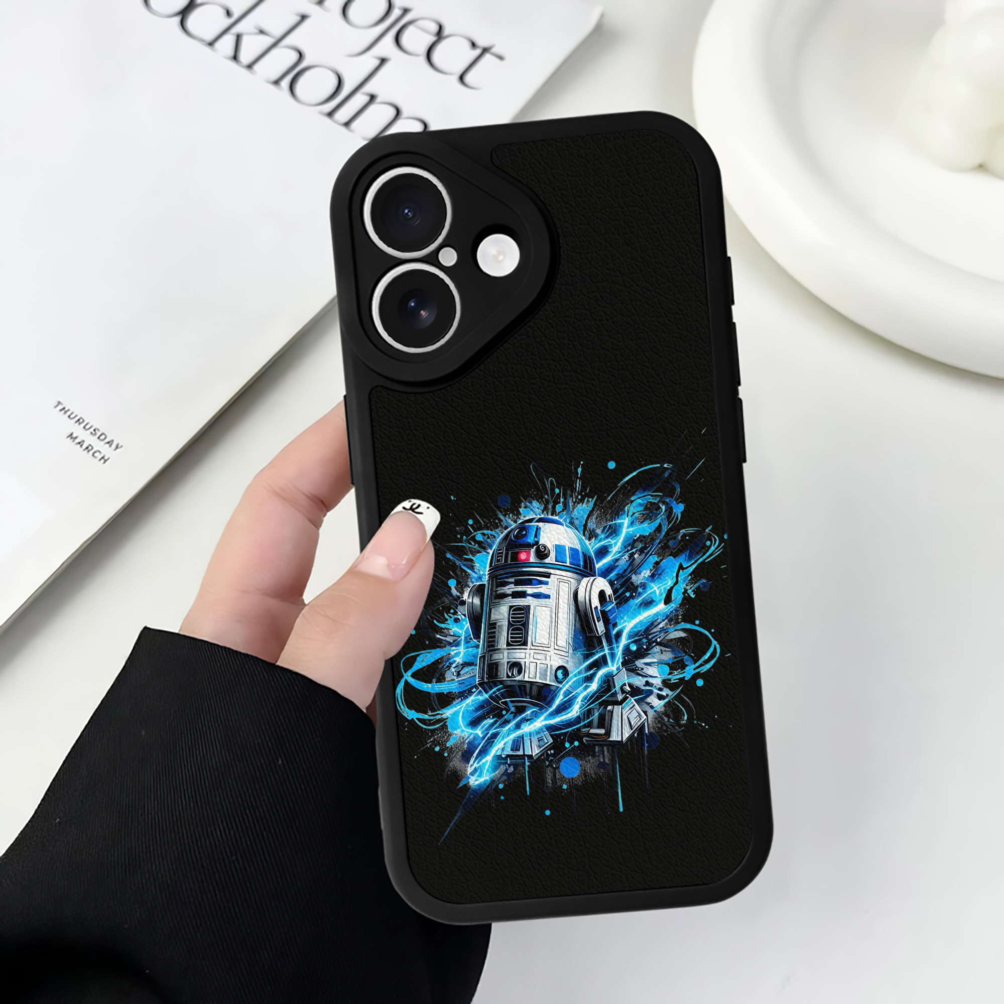（画像用） スター・ウォーズ Star Wars 【iPhone 16シリーズ対応】シリコンスマホケース（レザー調） 材質：シリコン